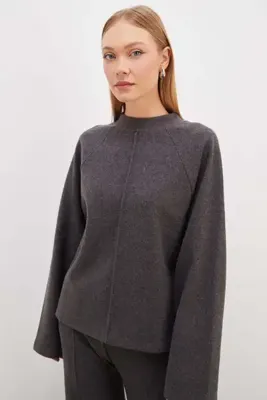 Fulla Moda Çimalı Dik Yaka Arkası Uzun Triko Kazak