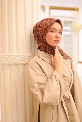Silk Home İNCE PAMUK EŞARP KENARLARI EL DİKİŞLİ PAPATYA BAHÇESİ DESEN