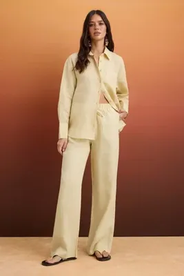 TRENDYOLMİLLA Bej % 100 Keten Cep Detaylı Oversize Gömlek TWOSS26GO00039