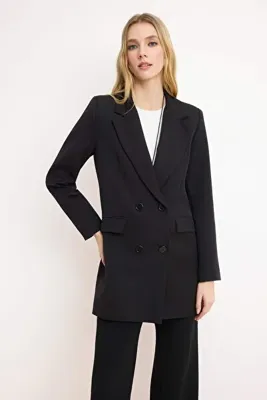 Trendyol Modest Siyah Çift Düğmeli Cep Detaylı Astarlı Blazer Dokuma Ceket TCTAW22CK0007