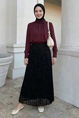 InStyle Piliseli Çiçekli Siyah Flok Etek