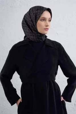 ARMİNE Geometrik Desenli Saf İpek Twill Eşarp 9438D 55