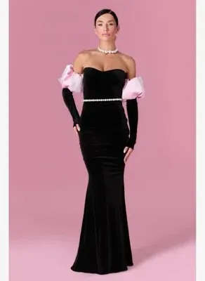 Nur Karaata Royal Allure Dress