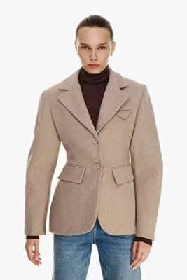 Vatkalı Düğme kapamalı fitted blazer ceket