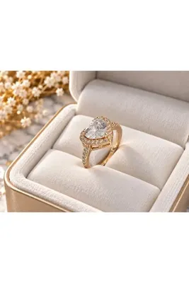 Genel Markalar Çelik Gold Renk Zirkon Taşlı Kalp Charm Model Kadın Yüzük