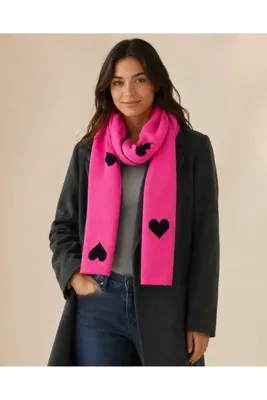Sebir Moda Özel Gün Temalı Kalpli Atkı