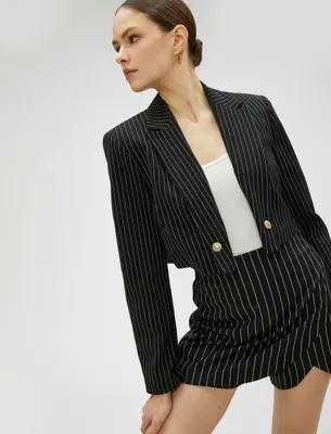 Koton Crop Blazer Ceket Düğme Detaylı