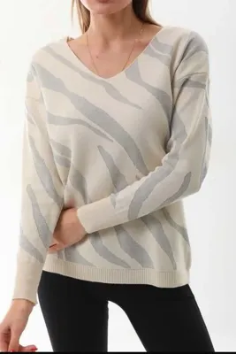Bİ.GİYSEN Kadın Beyaz  V Yaka Zebra Desen Yeni Sezon Komfort Model Likralı Tiriko
