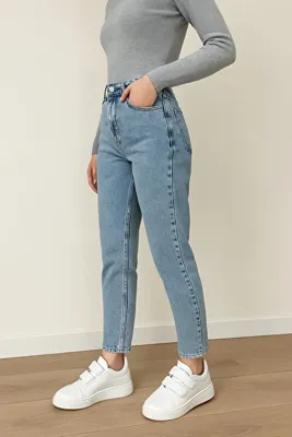 ByCukurovaFrango BY-9426 Kadın Yüksek Bel Likralı Mom Jean Günlük Rahat Kalıp Taş Jeans Dar Paça Kot Pantolon