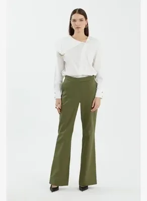 Gizia Boru Paça Yeşil Pantolon