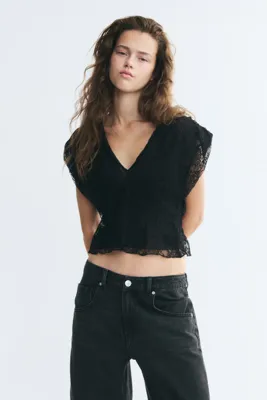 H&M V Yakalı Dantel Üst