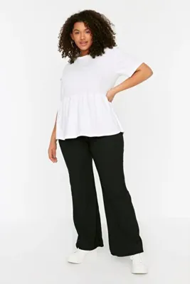 Trendyol Curve Siyah Yüksek Bel Flare İspanyol Paça Örme Büyük Beden Pantolon TBBSS22PL0416