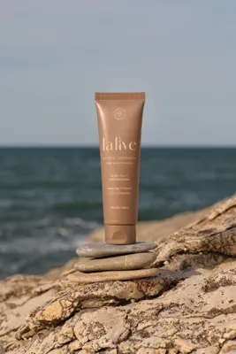 Lalive %100 Doğal Mineral Filtreli Yüksek korumalı 50 Spf Güneş Kremi 100 ml