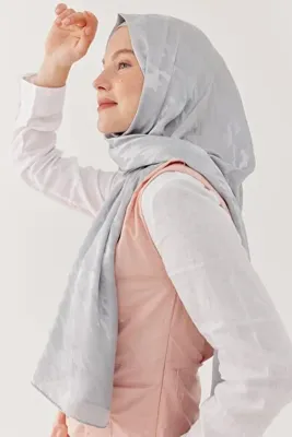 MİRSOY SCARF Kazayağı Desen Parlak Jakar Şal - Gümüş