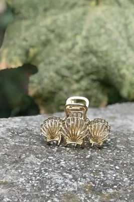 GÜLPEŞE Kadın Seashell Model Gold Metal Toka Küçük Boy