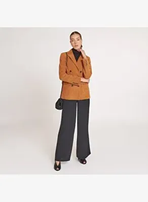 Desa Jolanda Konyak Kadın Süet Deri Blazer Ceket