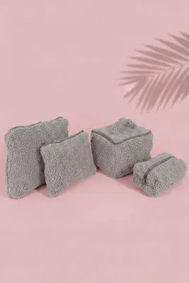 Rivaİstanbul Gri Teddy 4’lü Makyaj & Aksesuar Çanta Seti