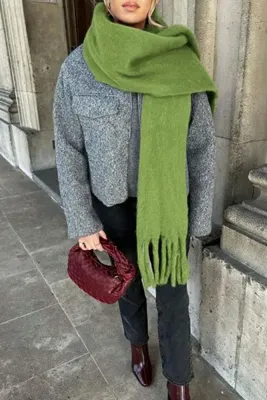 Behills Puffy Yumuşak Kalın Püsküllü Atkı Omuz Şalı - Limon Yeşili / Oversize Kışlık Atkı (190x50 cm)