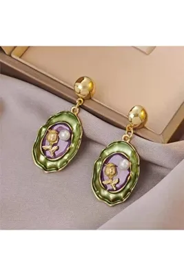 Pelin Aksesuar Yeşil ve Mor Mineli İncili Gül Motifli Vintage Küpe