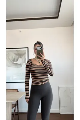 sinem kıvanç ÇİZGİLİ U YAKA FİTİLLİ BLUZ