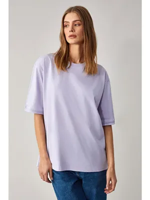 Grimelange Jemmy Kadın %100 Organik Pamuk Relaxed Fit Yırtmaçlı Yuvarlak Yakalı LİLA T-Shirt