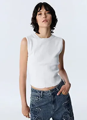 Twist Ekru Kadın Crop T-Shirt TW6260050159018