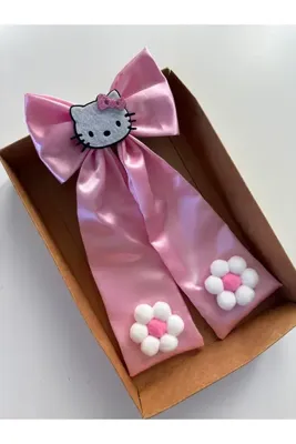 Hello Kitty Pembe Çiçekli Toka