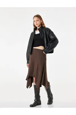 Koton Slim Fit Dikiş Detaylı Volanlı Asimetrik Kesim Midi Etek