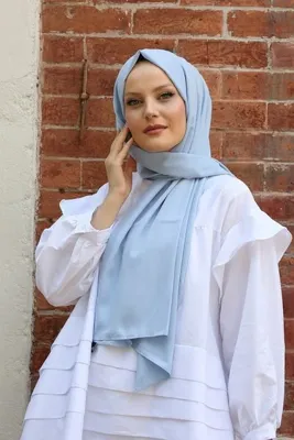 Stella Kadın Açık Mavi Pastel Medine İpeği Şal