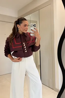 Gizem Ecemiş Estella Mürdüm Biyeli Düğme Detaylı Tasarım Ceket