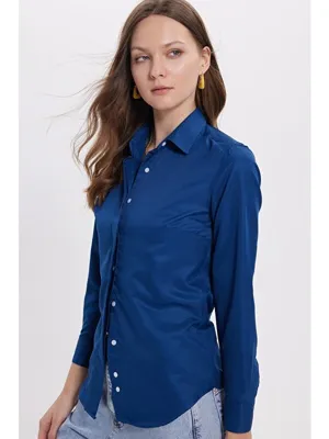 Tudors Kadın Slim Fit Dar Kesim Vucüda Oturan Uzun Kollu Gizli Düğme Detaylı Lacivert Basic Gömlek