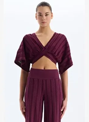 COMEUP Jakarlı Delik Desenli Yarasa Kol Crop Top Mürdüm