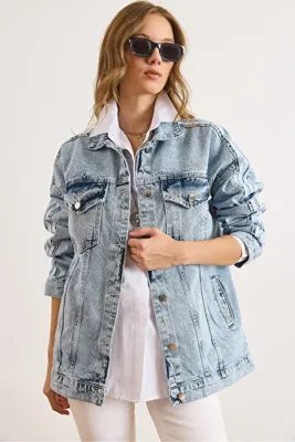 Olalook Kadın Açık Mavi Kol Şeritli Rahat Kalıp Denim Ceket CKT-19000471