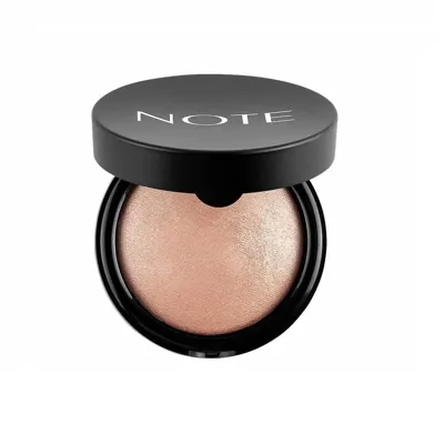 Note Cosmetics Note Baked Toz Yüz Pudrası Işıltılı Bitişli Highlighter 01 Stardust