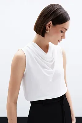 Sateen Degaje Yaka Kolsuz Bluz - Ekru