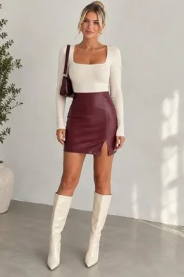 Lesy Kadın Yüksel Bel Yırtmaçlı Deri Mini Etek