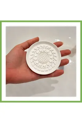 MyBest 3D Baskı Makyaj Fırçası Temizleme Pedi - Desenli Aparat-Beyaz ZFR