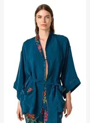 Movom JOAN ROBE