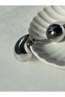 Lavian Accessories Gümüş Renk Botte Hailey Küpe