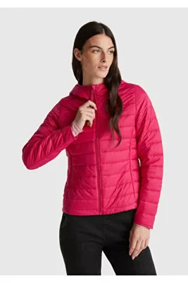 United Colors Of Benetton Kadın Fuşya Polyester Dolgulu Feramuarlı Kapüşonlu Slim Fit Puffer Mont