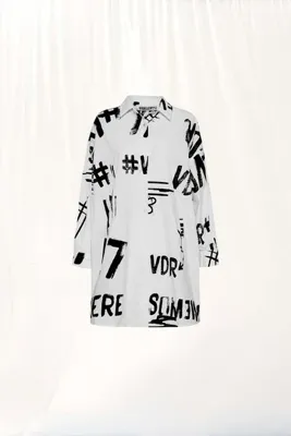 VDR Beyaz Baskili Oversize Gömlek 17378