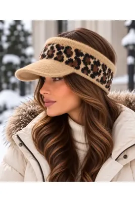 laviyonsa Vizör model Tiftik dokuma leopar desenli şapka