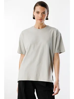 Genius Store Kadın %100 Organik Pamuk Relaxed Fit Yırtmaçlı Yuvarlak Yaka T-shirt YIRTMAÇLI-T-SHIRT