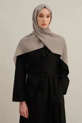 Armine Bordürlü Şık Tesettür Şal Kahverengi Günlük Kullanım için Modern Şal