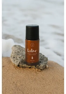 Lalive %100 Doğal Roll-On Deodorant Organik Aloe Vera Suyu ile Vegan Formül 50 ml