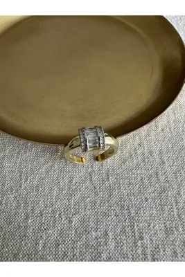 ringbox Çift Renkli Baget Taşlı Yüzük