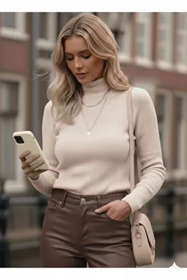 Millionaire Kadın Açık Vizon Fitilli Esnek Yumuşak Yarım Balıkçı Boğazlı Dokuma Slim Triko Kazak Body Bluz