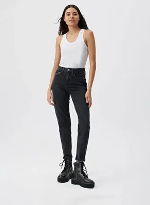 Mavi Gri Kadın Mom Fit Denim Pantolon M100277