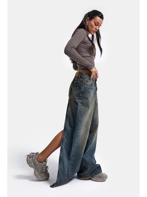 it's basic Kadın Koyu Jean 4w6-8 Mega Baggy Arkadan Fermuar Detaylı Özel Tasarım Denim Jean