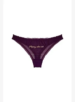 Fifth Sense Slippery When Wet String